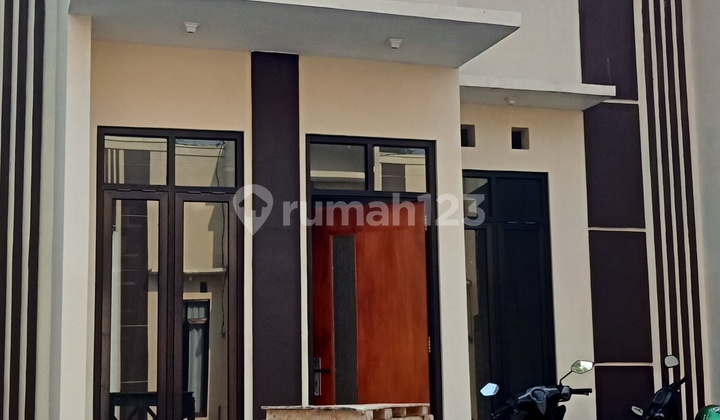 Rumah Bagus Shm Ada Mezanine Dekat Otsuka Lawang Malang 2
