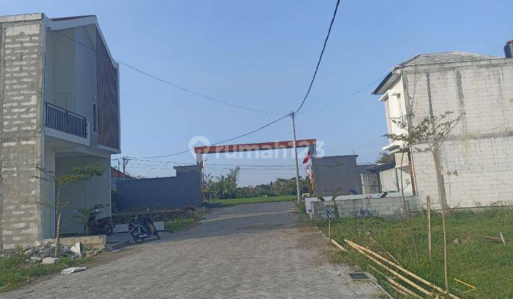 Rumah 2 Lantai SHM di Kasin putuk
Ampeldento
Karangploso
Malang hadap Barat Laut