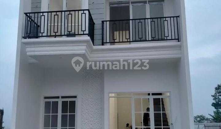 Rumah Villa 2 lantai Harga Promo di dekat Kebun Teh Wonosari Lawang Malang
