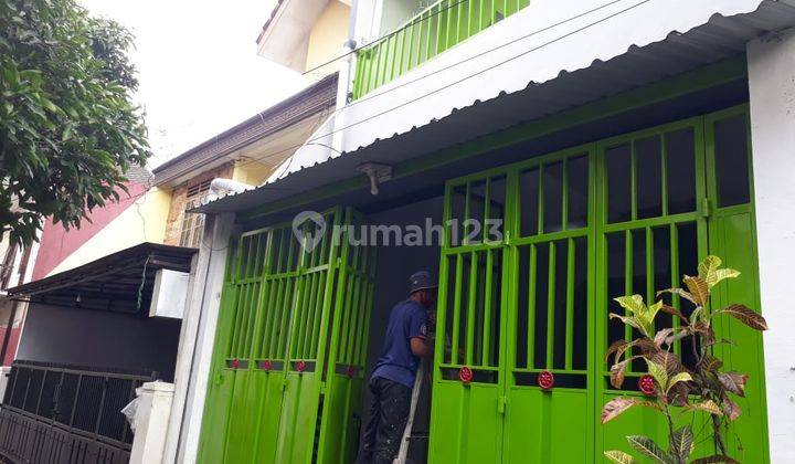 Rumah Kost SHM Full PENGHUNI Sudah Renov Bagus di di Jl sukarno Hatta Dekat Kampus Brawijaya di Kota
Malang  2
