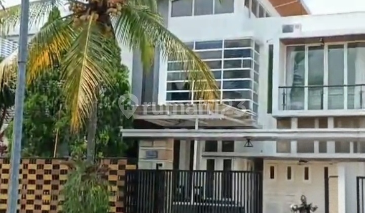 Rumah Bagus Fully Furnished di Greenwood Golf Araya Malang