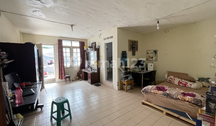 Near MPP Cimahi, a spacious house of 591m2 with development potential. 2