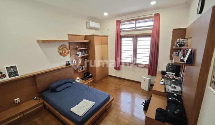 RUMAH MEGAH MEKARWANGI: LT/LB 510, Semi Furnish, Ada Gym & CCTV