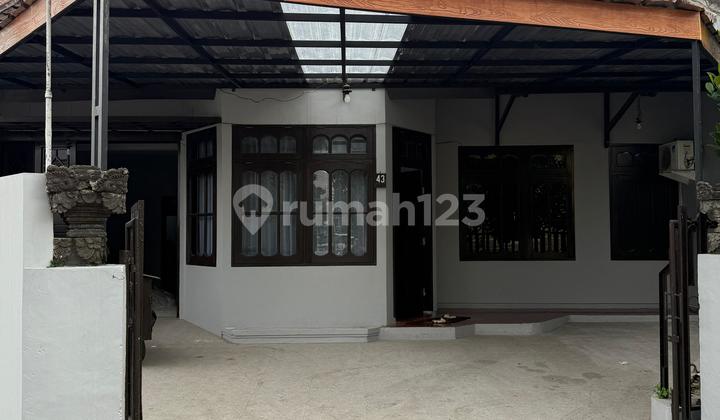 Rumah di Tengah Kota Sayap Lengkong Bandung Full Renov dan Furnis