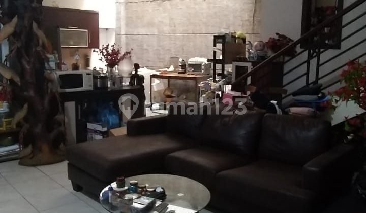 Rumah di Lengkong Besar Bandung jalur Mainroad Strategis