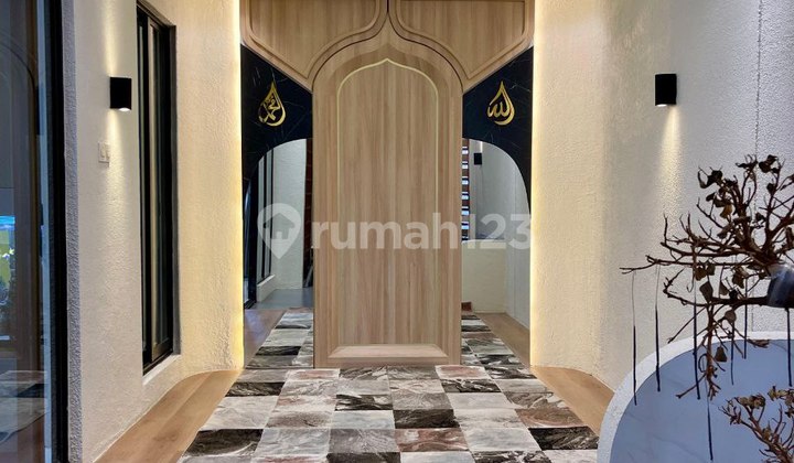 Rumah Cluster Emily Summarecon Full Renovasi Furnished Mewah 2