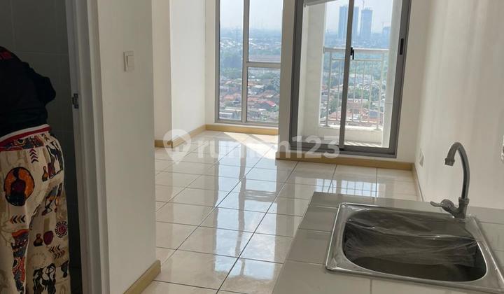 Apartemen Mtown. Studio. Unfurnish Rein Apartemen Mtown. Studio. Unfurnish Rein