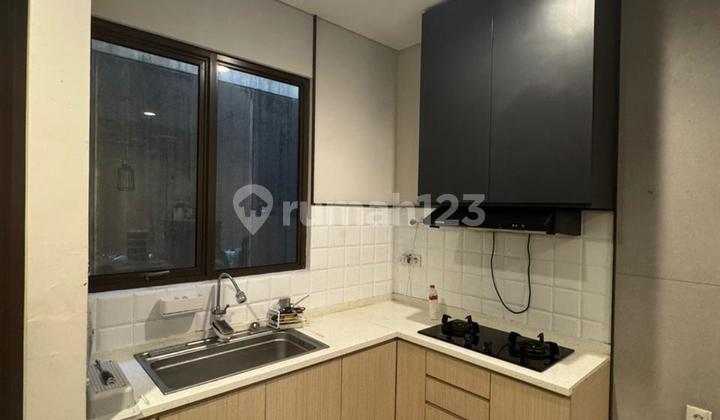 Nice and Affordable House in Vanya BSD Near the Swimming Pool. Chan. 2