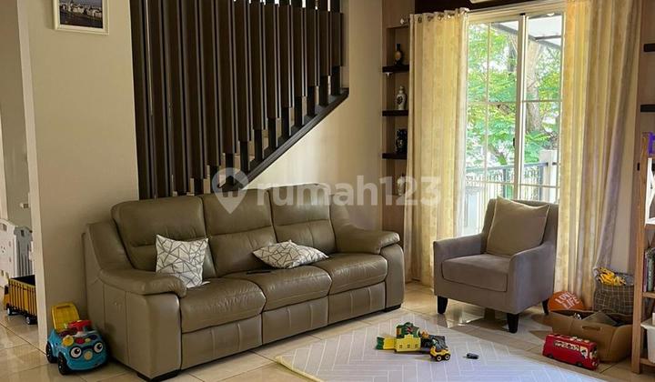 Ready-to-Live 4 Bedroom 3-Story House