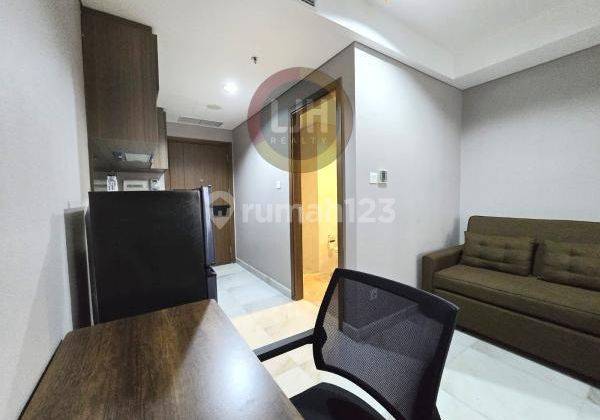 Apartemen Siap Huni Type 1 BR Fully Furnished Di The Smith Alsut