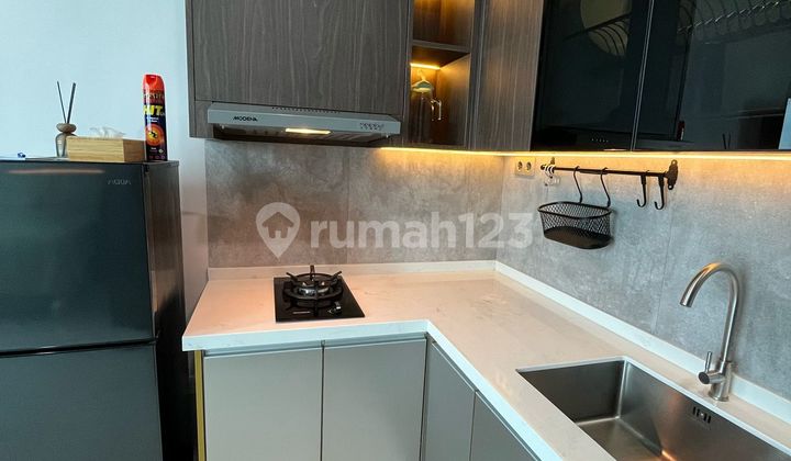 Apartemen Brooklyn Siap Huni Full Furnish Studio. Lisbt