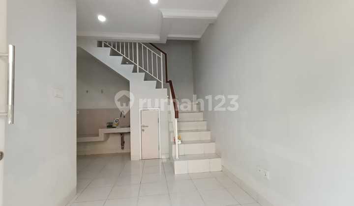 Disewakan Cepatrumah 2 Lantai Siap Huni Kosongan Baru Di Cat Interior Dekat Club House Cocok Utk Keluarga Muda Di Cluster Arcadia Village