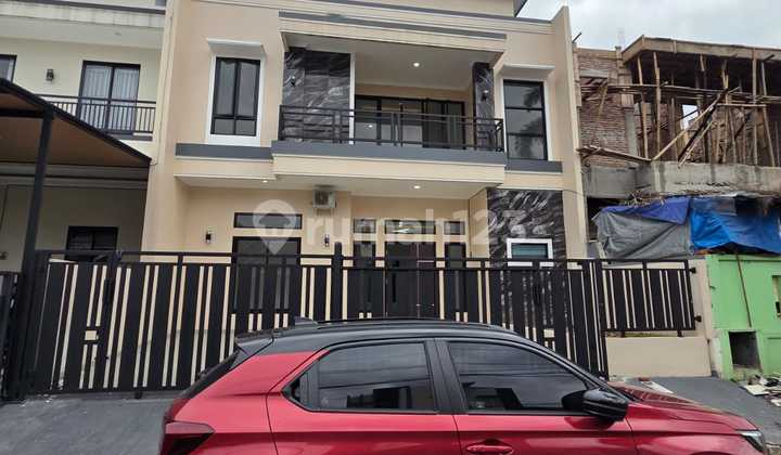 For Sale Cheap 2-Story House Ready to Live In New Building Position on Main Row Wider Road in Villa Melati Mas Bsd Tangerang For Sale Cheap 2-Story House Ready to Live In New Building Position on Main Row Wider Road in Villa Melati Mas Bsd Tangerang