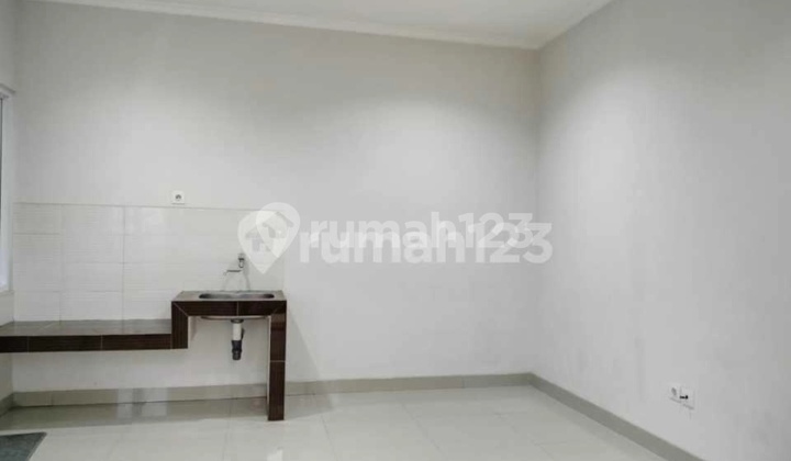 Disewakan Cepat (no Cobroke)rumah 2 Lantai Siap Huni Letak Strategis Dekat Pusat Kuliner Di Samara Village Gading Serpong* 2