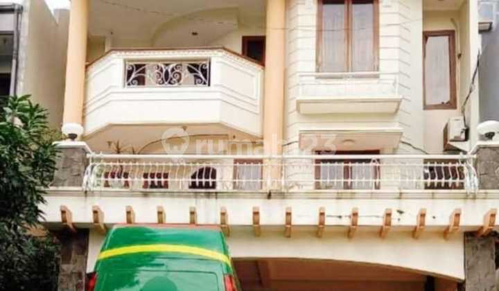 3-Story Hook House 396m² Land Cheap Bukitsari Tembalang Near Undip Campus 2