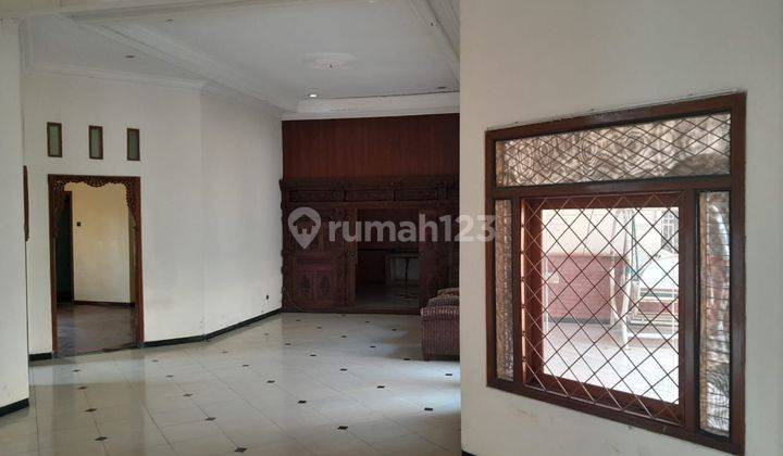 Rumah Hook Mewah Tengah Kota Tengger Gajahmungkur AKPOL Jatingaleh 2