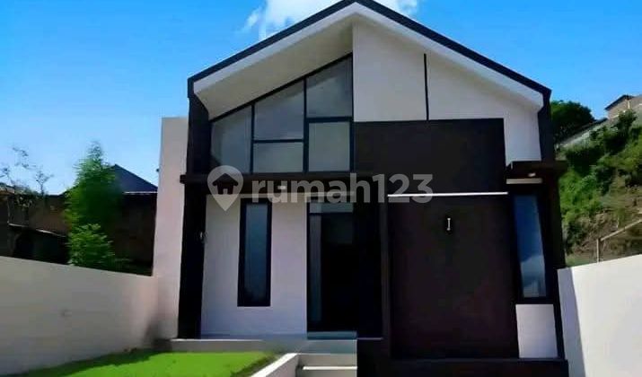 Ready-to-use translation:

Luxury Affordable Cluster Home in Banyumanik Gedawang 1