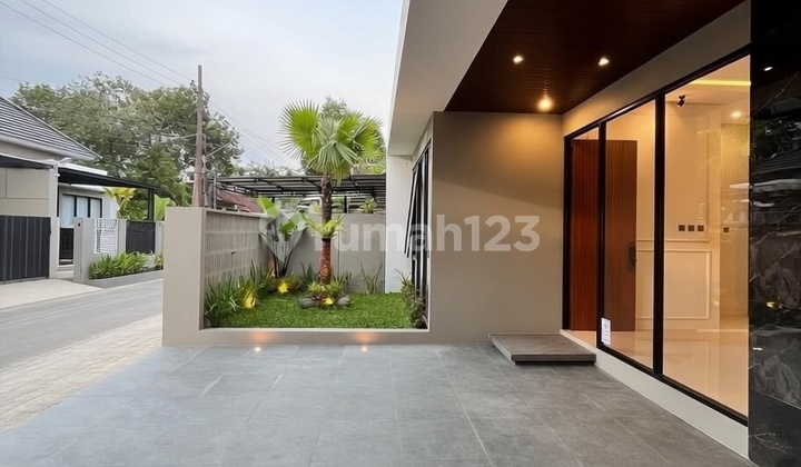 Luxury House Land Area 153 sqm Dolog Pedurungan East Semarang 2