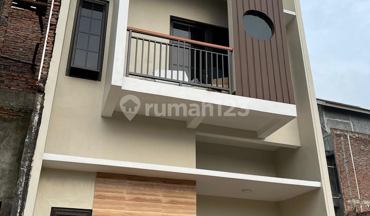 Rumah 2 Lantai Free All Biaya Mewah Banyumanik Pudak Payung 2