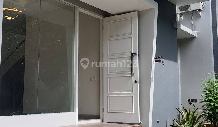 Rumah 2 Lantai di Cluster The Spring Gading Serpong, Tangerang 2