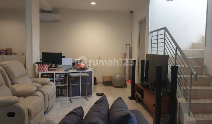 Rumah 2 Lantai Semi Furnished di BSD The Icon, Tangerang 2