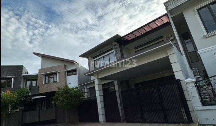 Rumah 2 Lantai Bagus di Puspita Loka Bsd, Tangerang Selatan 2