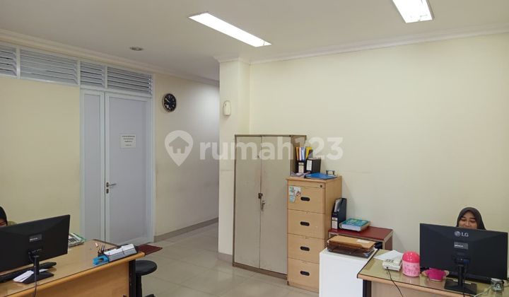 Ruko Gandeng Lokasi Strategis di Taman Aries -Jakarta Barat