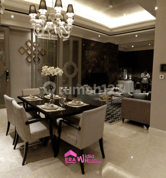 Apartemen 4+1 Kamar Type Penthouse Sky Villa The Stature, Jakarta Pusat 2