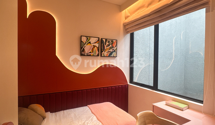 Dijual Rumah 2 Lantai Minimalis di ARIES 7 RESIDENCE, Kembangan, Jakarta Barat