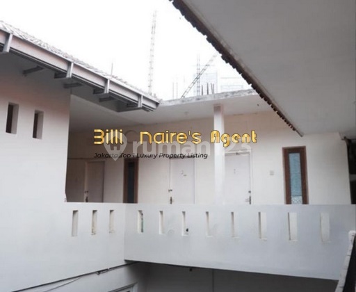 For Sale 2-Story Boarding House, 28 Rooms Strategic, South Jakarta 2