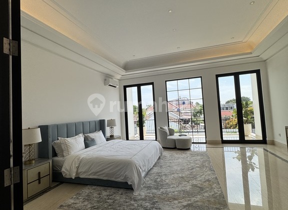 DIJUAL LUXURY House in Kemang, Jakarta Selatan