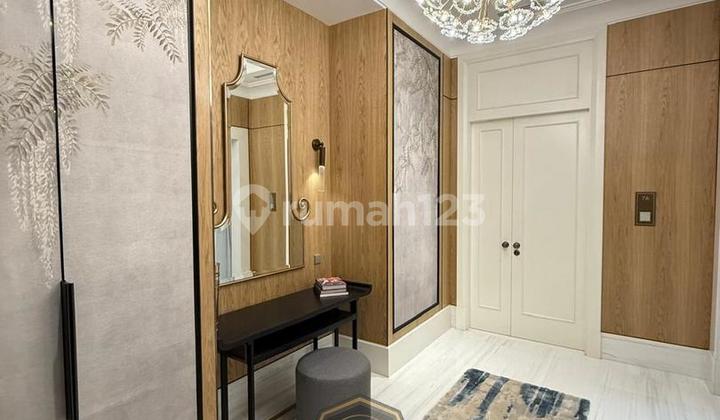 3 Bedroom Apartment + 1 Study Corner, Furnished by Domus & Vinoty at The Residences at The St. Regis Jakarta. 2