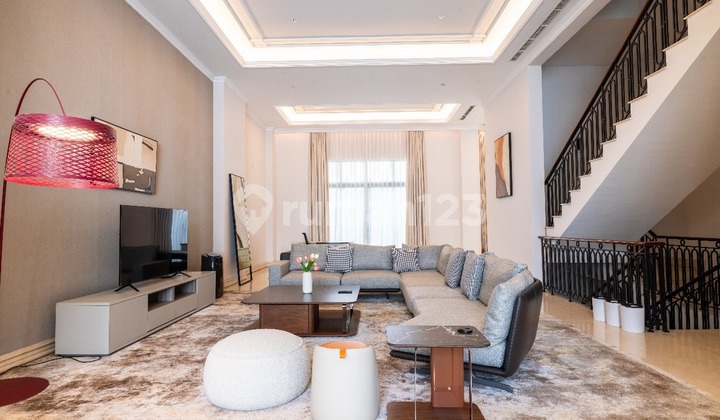 For Sale Duplex Apartment 2 Floors 4 Bedrooms at LE PARC Thamrin Nine, Jakarta