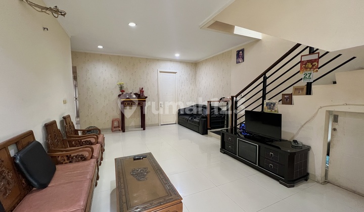 Magnolia Residence Summarecon Bekasi Type 8X18 Renovated Ready to Live Strategic Location 2