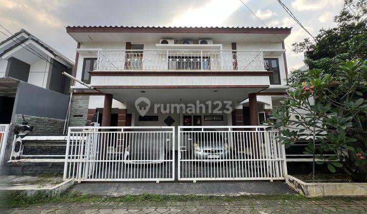 Rumah 2 Lantai Siap Huni Di Taman Kota Bekasi Bagus Lokasi Strategis 1