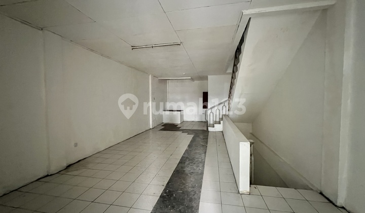 3-Storey Boulevard-Facing Ruko at Grand Center Bekasi Strategic Location 2
