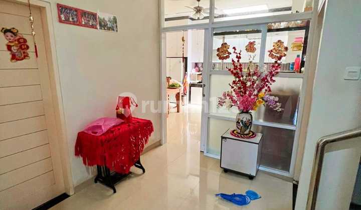 Rumah Nyaman Fully Furnished 2 Lantai Berlokasi di Sesetan 2