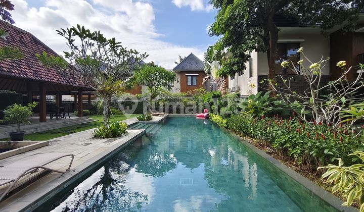 Rumah Modern Siap Huni Berlokasi di Cluster Jimbaran