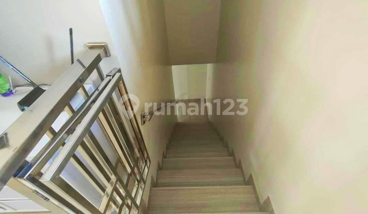 FOR SALE RUMAH MODERN MINIMALIS 2,5 LANTAI BERLOKASI DI DENPASAR SELATAN 11