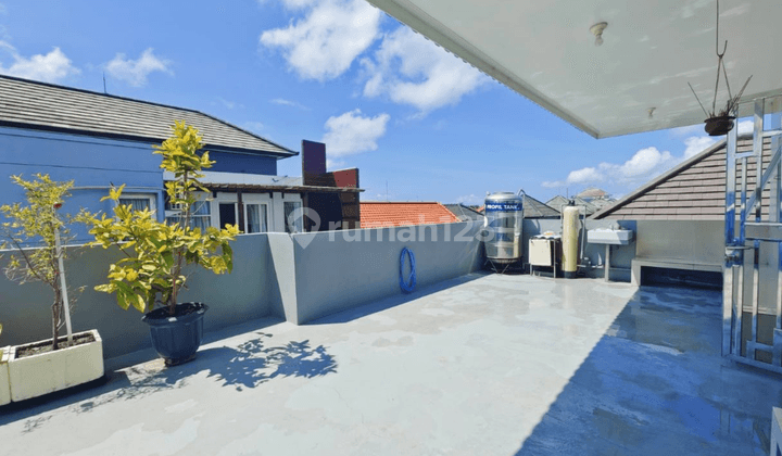FOR SALE RUMAH MODERN MINIMALIS 2,5 LANTAI BERLOKASI DI DENPASAR SELATAN 13