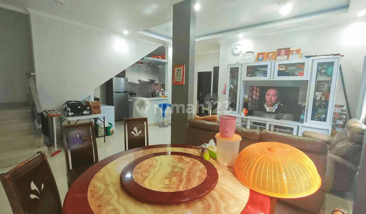 FOR SALE RUMAH MODERN MINIMALIS 2,5 LANTAI BERLOKASI DI DENPASAR SELATAN 16