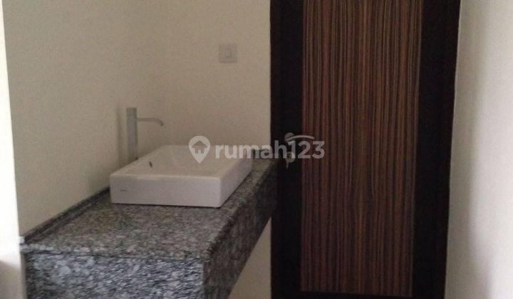 FOR SALE RUMAH INDENT 3 UNIT NON FURNISHED BERLOKASI DEKAT RENON 8