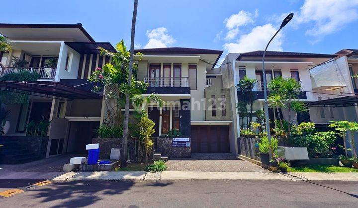 For Rent Ready to Move In House in One Gate System Housing in Kuta 1