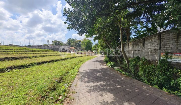 2 Unit Kavling Premium Berlokasi Di Kawasan Villa Umalas