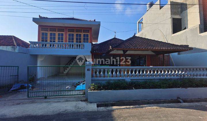 For Rent Rumah Luas 2 Lantai Berlokasi Di Sidakarya  1