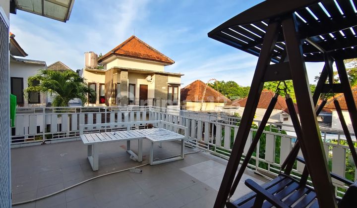 Drop Price ! Rumah Furnished Berlokasi Dekat Sidewalk Jimbaran