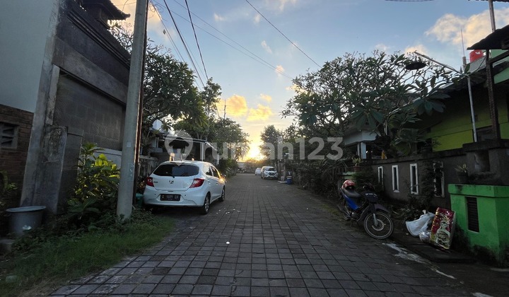 Rumah Luas dan Nyaman 3 Lantai Di Perumahan Pusat Kota Denpasar 2