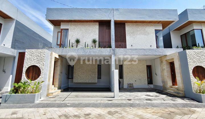 Untuk Disewa Tahunan Villa Baru Full Furnished di Jimbaran  

For Yearly Rent Brand New Fully Furnished Villa in Jimbaran