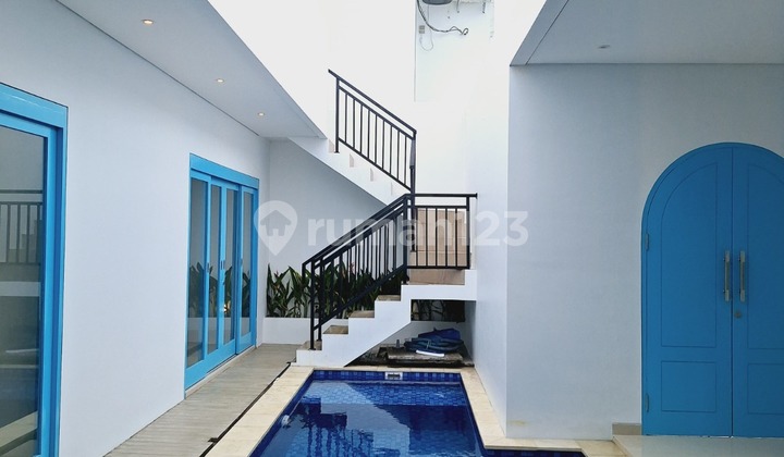 Price Drop! Brand New Freehold Santorini Villa Near Melasti Beach Price Drop! Brand New Freehold Santorini Villa Near Melasti Beach