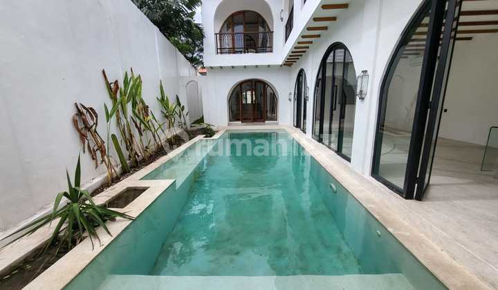 Tropical Cozy Villa in Pererenan Canggu Near to the Beach